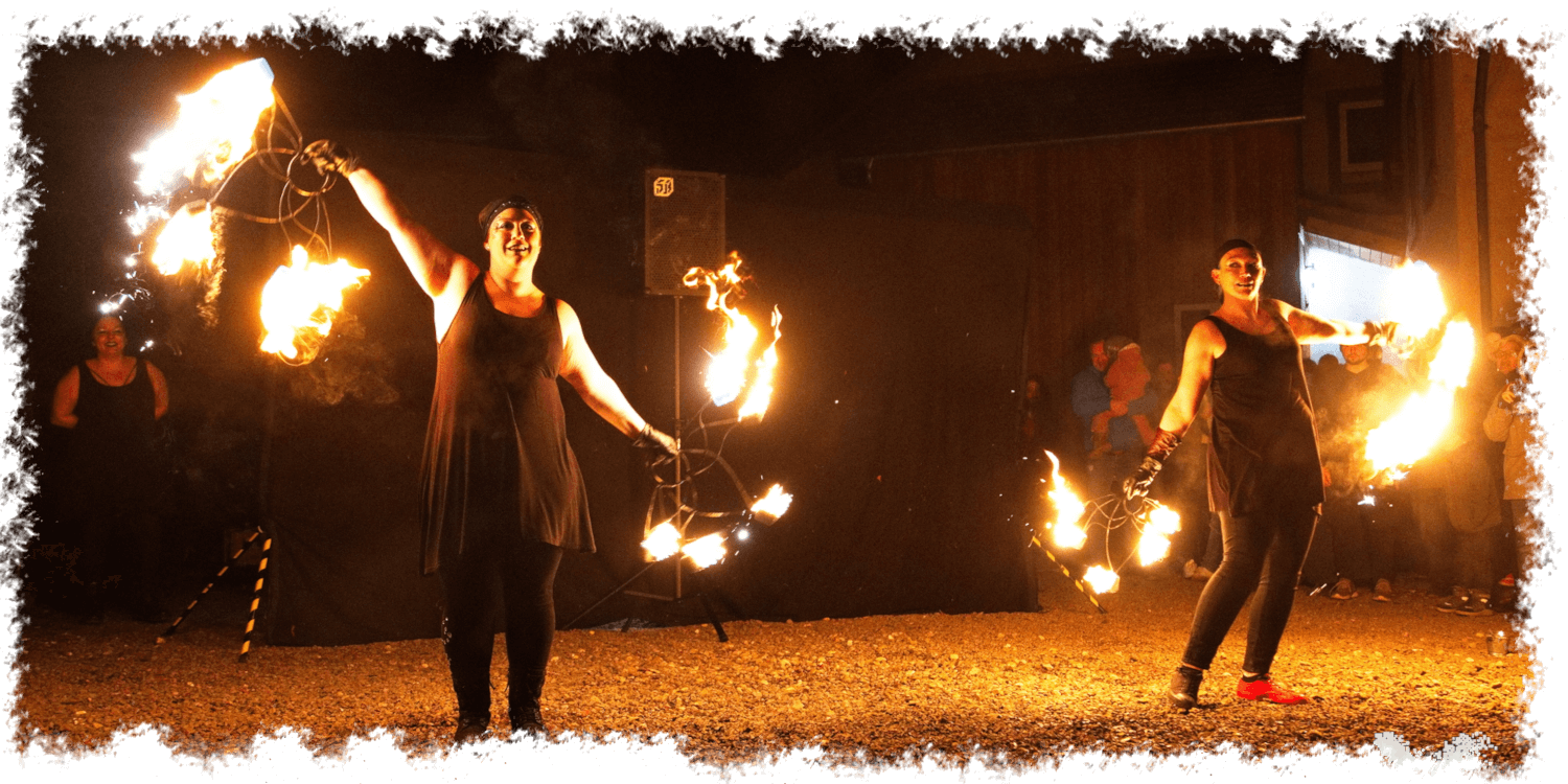 heiße Feuershow bei Historische Feste eV